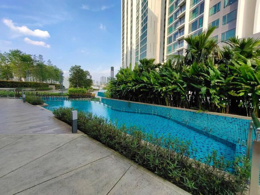Elegant Homes 9Pax 5Bed Sunway Pyramid-Lagoon 2 Car Park Petaling Jaya Exterior photo
